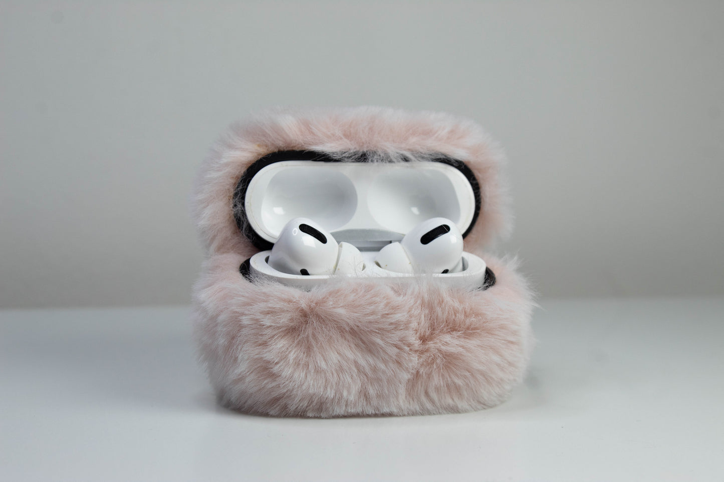 Case AirPods Peludo rosa