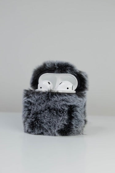 Case AirPods Peludo negro